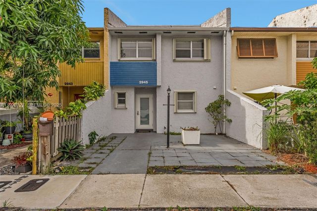 2945 NW 68th St, Fort Lauderdale, FL 33309