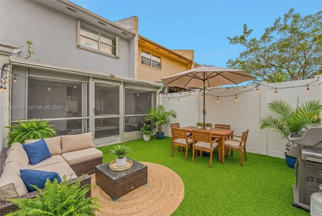 2945 NW 68th St, Fort Lauderdale, FL 33309