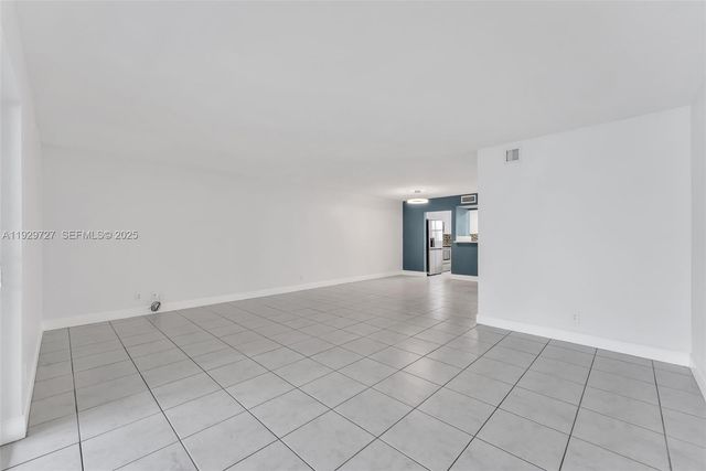 2945 NW 68th St, Fort Lauderdale, FL 33309