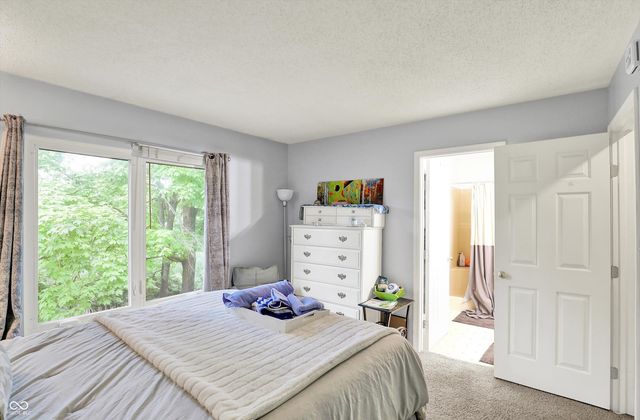 2210 S Laurelwood Circle, Bloomington, IN 47401