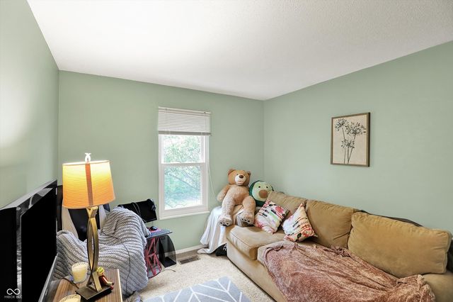 2210 S Laurelwood Circle, Bloomington, IN 47401