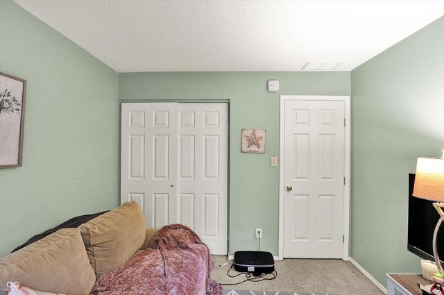 2210 S Laurelwood Circle, Bloomington, IN 47401