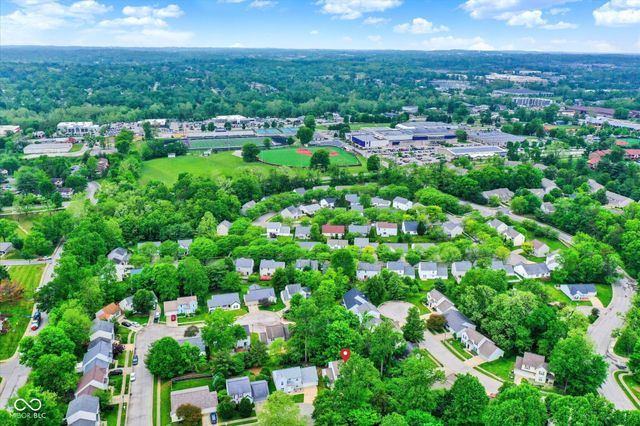 2210 S Laurelwood Circle, Bloomington, IN 47401