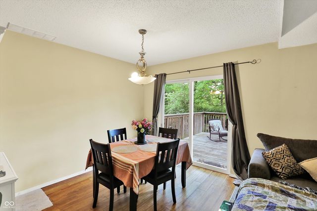 2210 S Laurelwood Circle, Bloomington, IN 47401