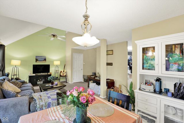 2210 S Laurelwood Circle, Bloomington, IN 47401