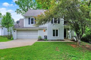 2210 S Laurelwood Circle, Bloomington, IN 47401