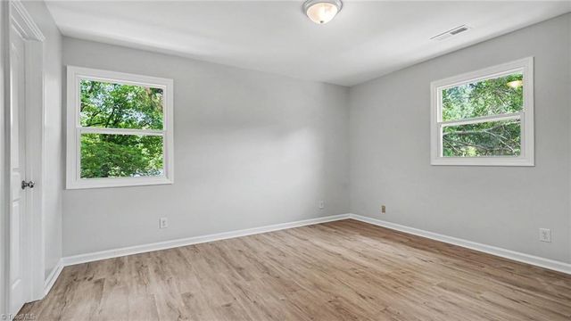 2210 Dulaire Road, Greensboro, NC 27407