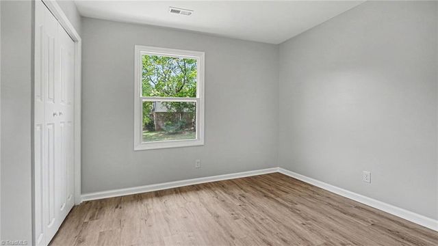 2210 Dulaire Road, Greensboro, NC 27407