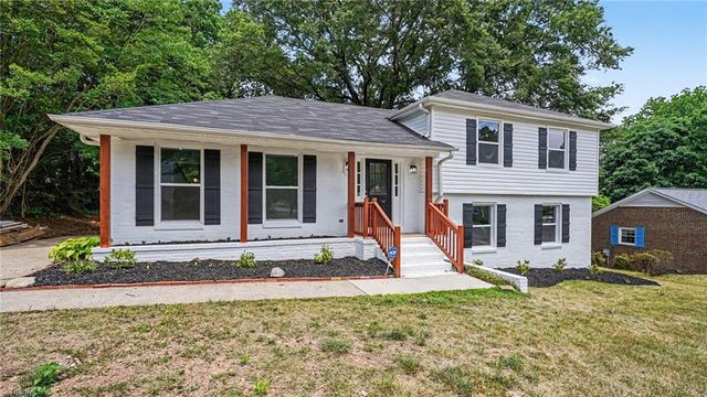 2210 Dulaire Road, Greensboro, NC 27407
