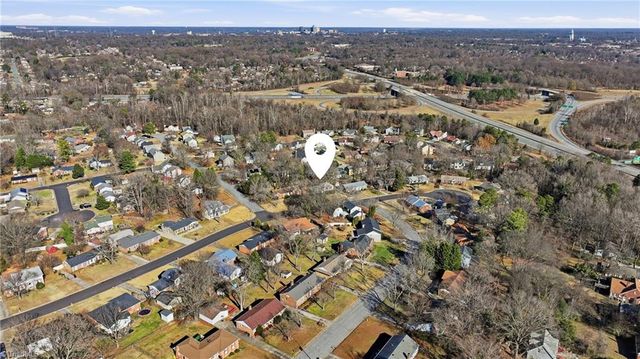 2210 Dulaire Road, Greensboro, NC 27407