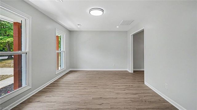 2210 Dulaire Road, Greensboro, NC 27407