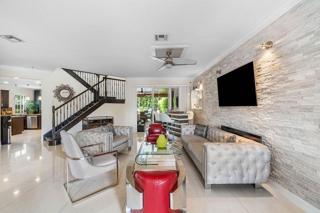 11565 Mantova Bay Circle, Boynton Beach, FL 33473