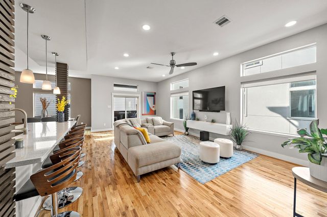 4309 Marina Street, Houston, TX 77007