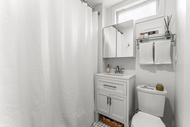 37 Moseley 2, Boston, MA 02125