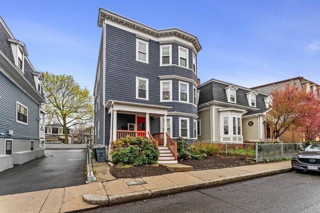 37 Moseley 2, Boston, MA 02125