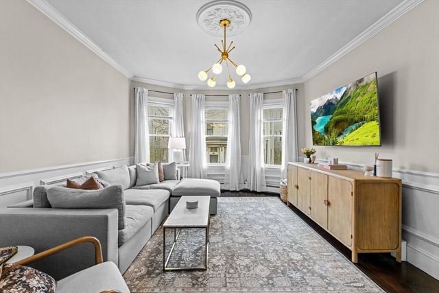 37 Moseley 2, Boston, MA 02125