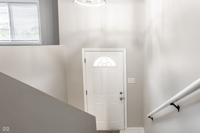 6007 Milhouse Road, Indianapolis, IN 46221