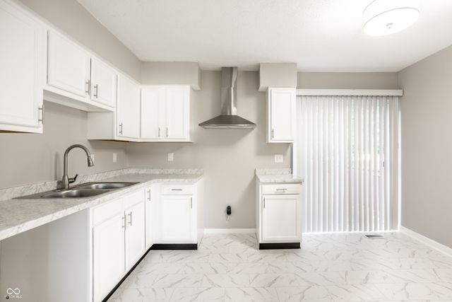 6007 Milhouse Road, Indianapolis, IN 46221