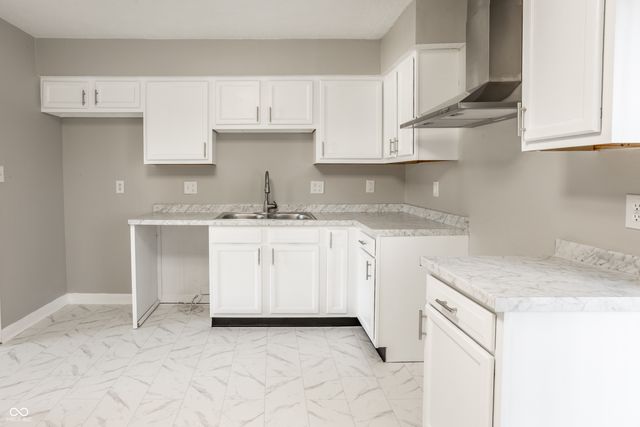 6007 Milhouse Road, Indianapolis, IN 46221