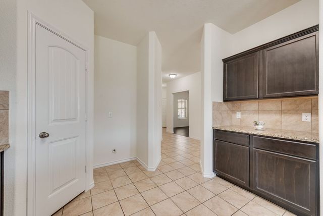 5117 Grayson Ridge Drive, Fort Worth, TX 76179