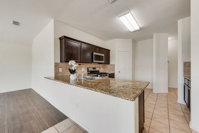 5117 Grayson Ridge Drive, Fort Worth, TX 76179