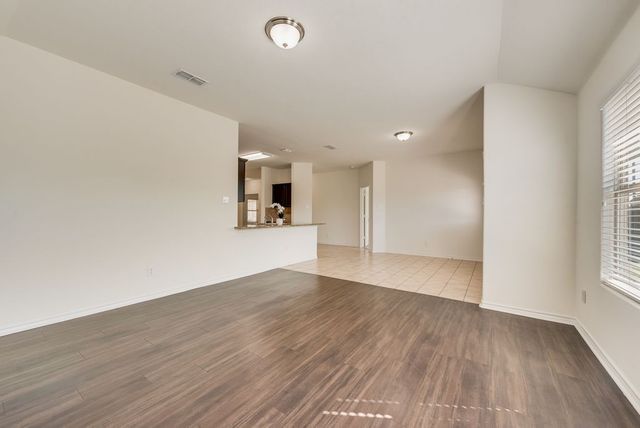 5117 Grayson Ridge Drive, Fort Worth, TX 76179