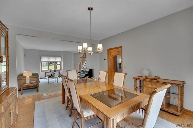 9530 Cobblestone Dr, Clarence, NY 14031