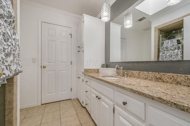 7715 Tarrytown Avenue, Amarillo, TX 79121