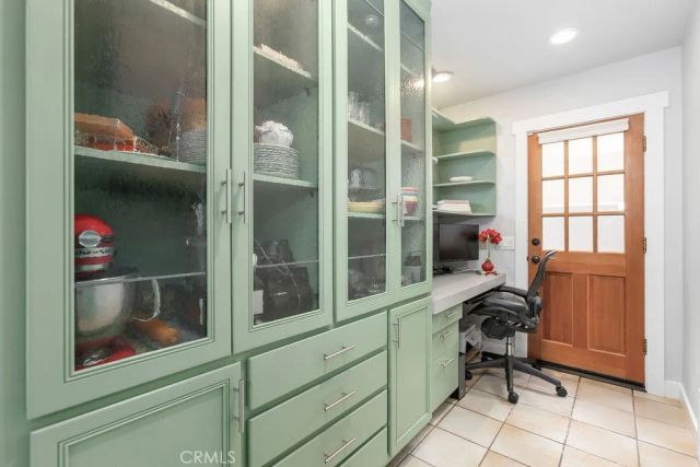 1938 Westminster, Costa Mesa, CA 92627