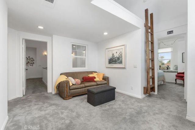 1938 Westminster, Costa Mesa, CA 92627