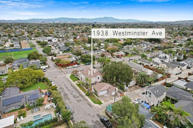 1938 Westminster, Costa Mesa, CA 92627