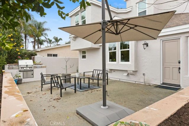 1938 Westminster, Costa Mesa, CA 92627