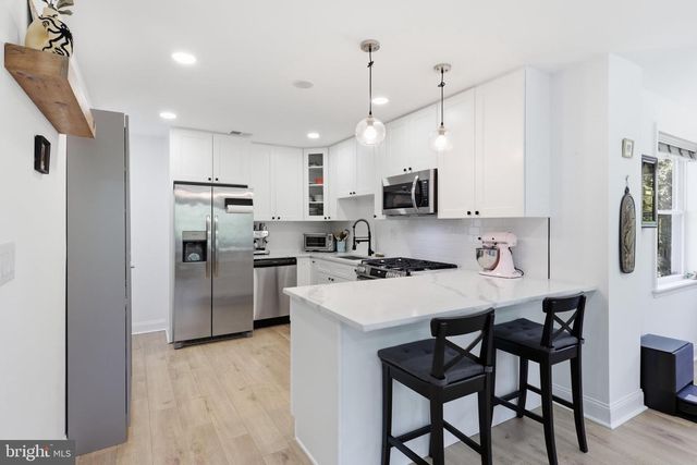 3127 PARK DR SE, Washington, DC 20020