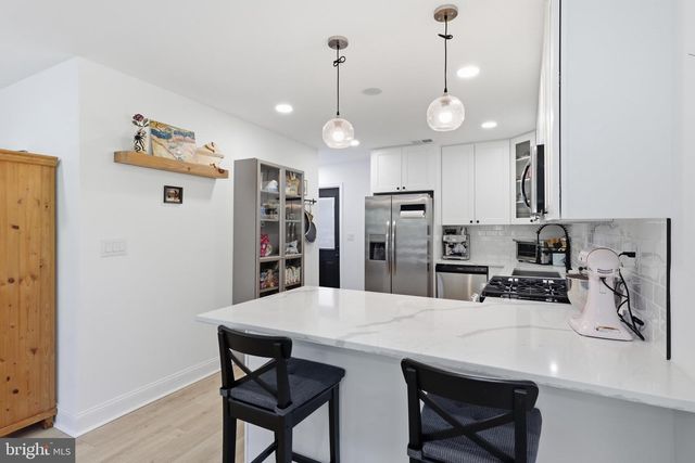 3127 PARK DR SE, Washington, DC 20020