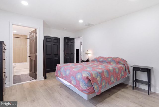 3127 PARK DR SE, Washington, DC 20020