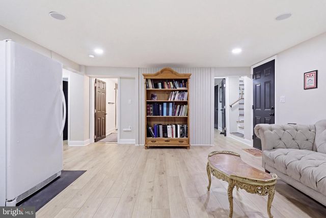 3127 PARK DR SE, Washington, DC 20020