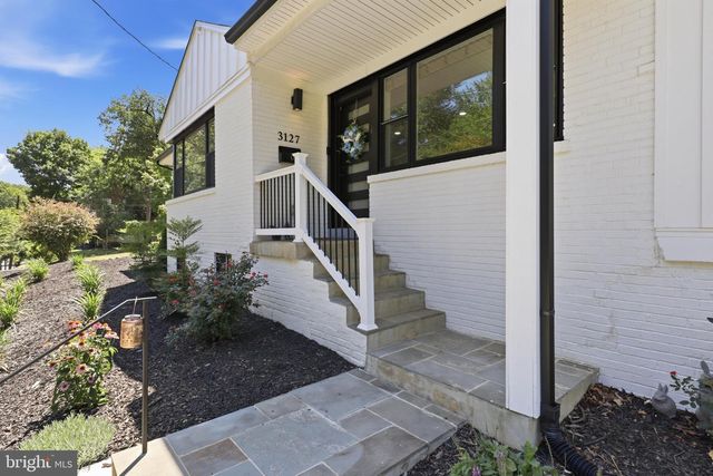 3127 PARK DR SE, Washington, DC 20020