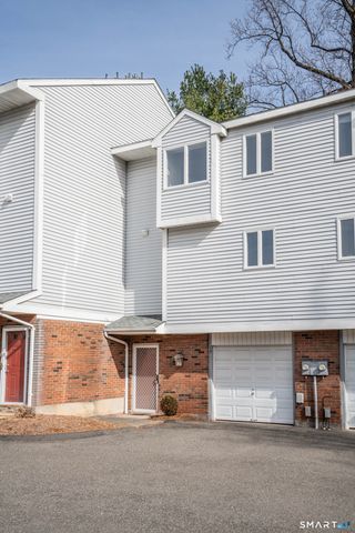 14 Brinley Way 14, Newington, CT 06111