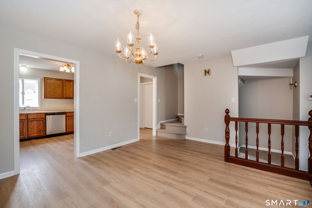 14 Brinley Way 14, Newington, CT 06111