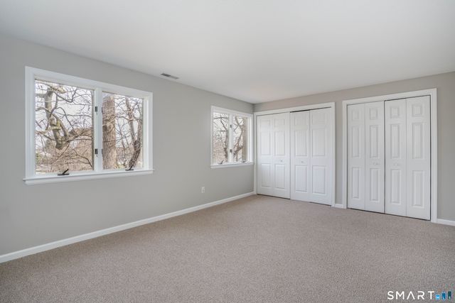 14 Brinley Way 14, Newington, CT 06111