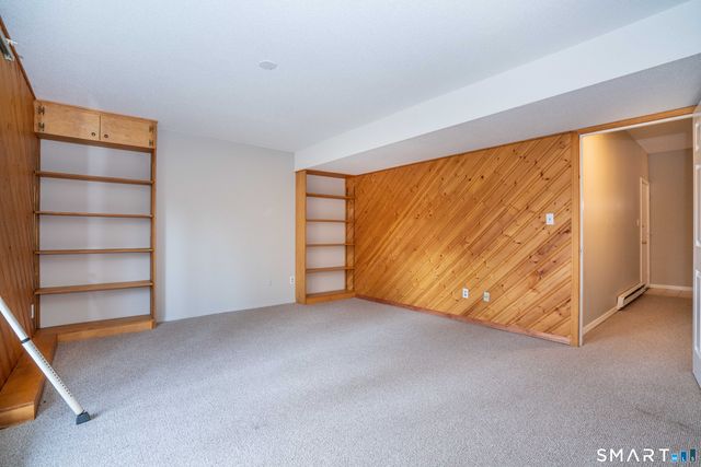 14 Brinley Way 14, Newington, CT 06111