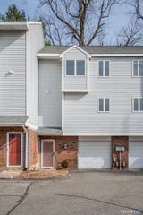 14 Brinley Way 14, Newington, CT 06111