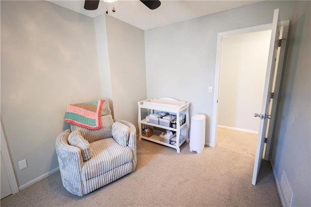 107 NE Greystone Drive, Lee's Summit, MO 64086