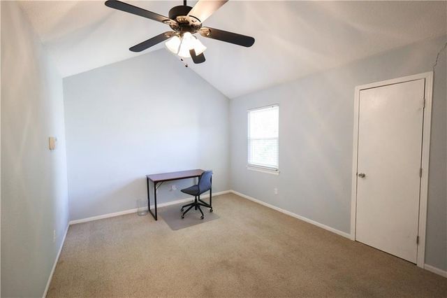 107 NE Greystone Drive, Lee's Summit, MO 64086