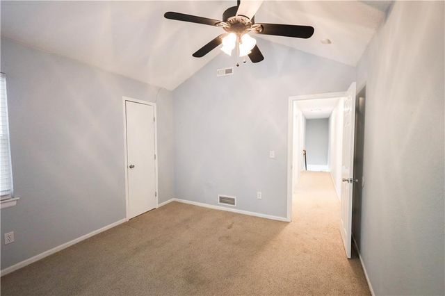 107 NE Greystone Drive, Lee's Summit, MO 64086