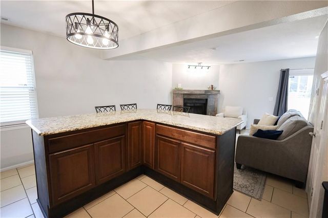 107 NE Greystone Drive, Lee's Summit, MO 64086