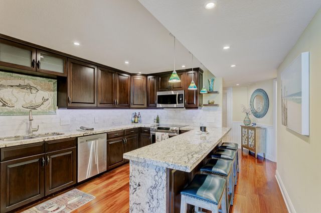 5420 N Ocean Drive 801, Riviera Beach, FL 33404