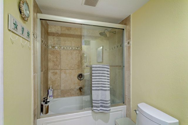 5420 N Ocean Drive 801, Riviera Beach, FL 33404