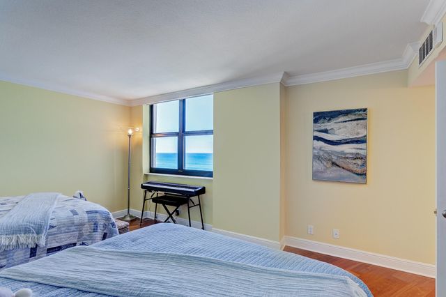 5420 N Ocean Drive 801, Riviera Beach, FL 33404