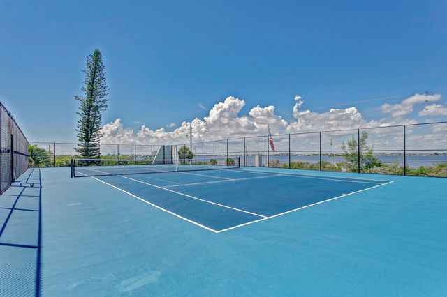 5420 N Ocean Drive 801, Riviera Beach, FL 33404